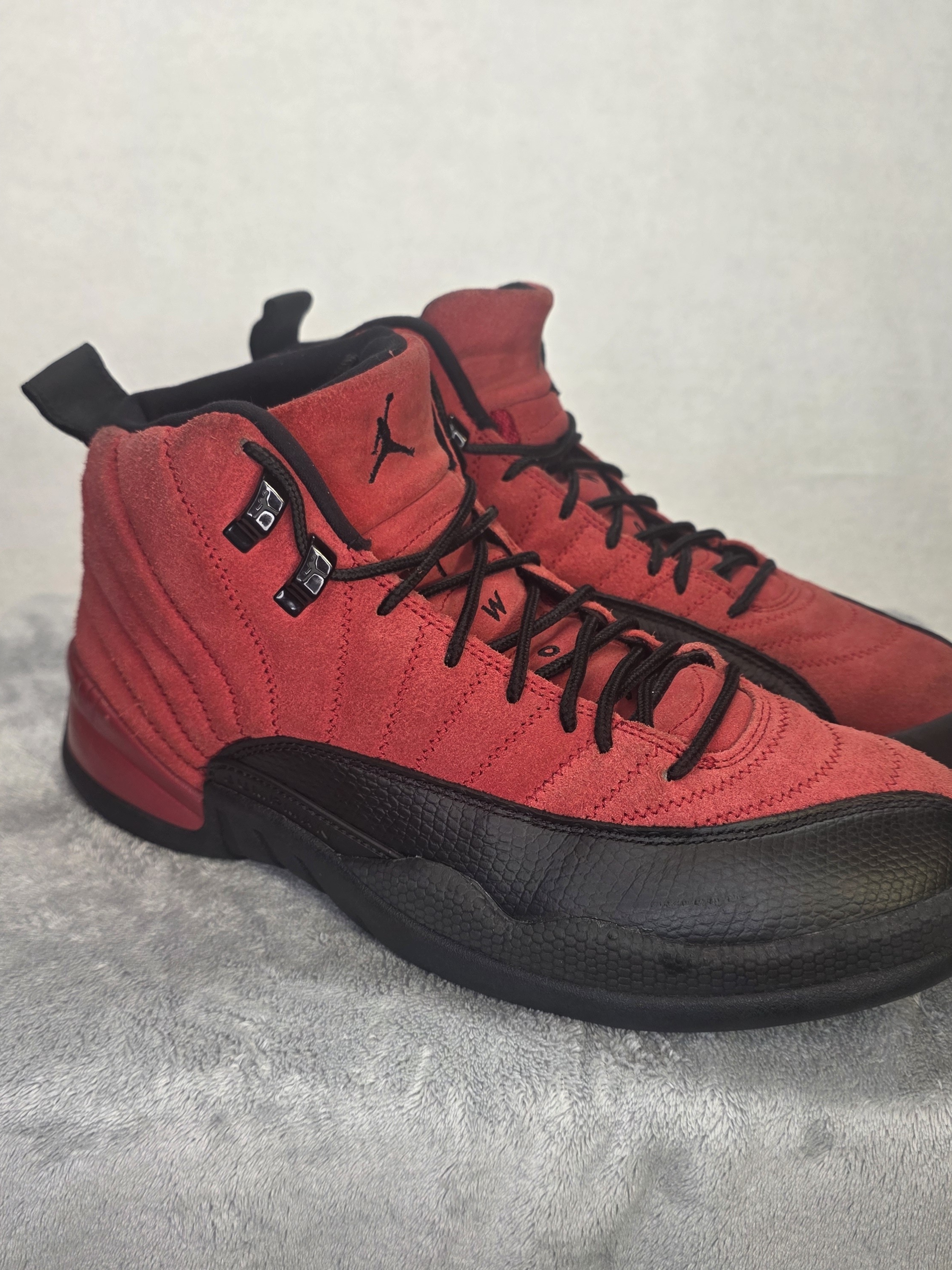 Jordan Reverse Flu Game Menâs Athletic Shoes In Red And Black